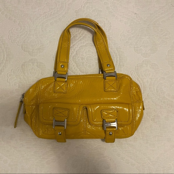 Micheal Kors Yellow Baguette Bag - Picture 4 of 6